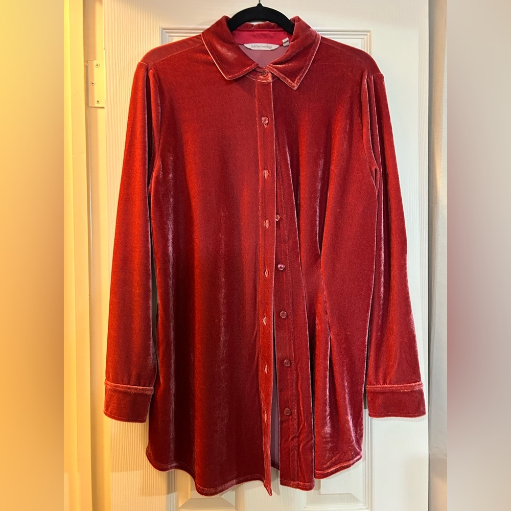 Soft surroundings Red Velvet Button-Up long sleeve Shirt size M - Picture 5 of 6
